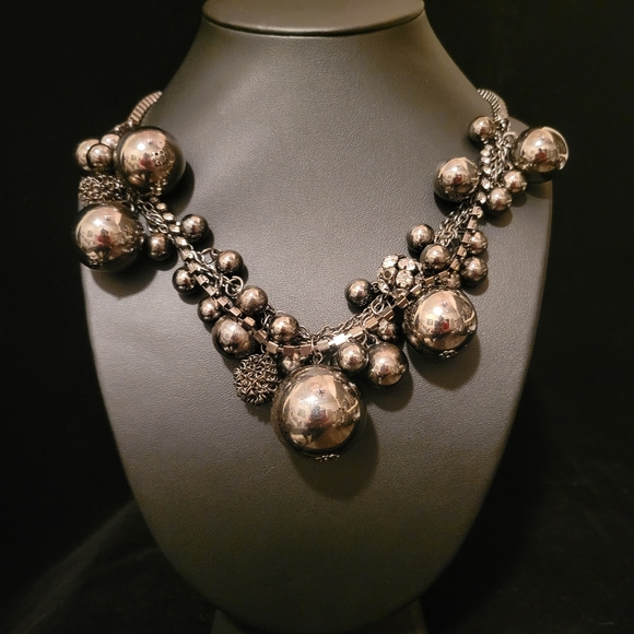 Jewelry - Estate Gun Metal Beaded Rhinestone Necklace